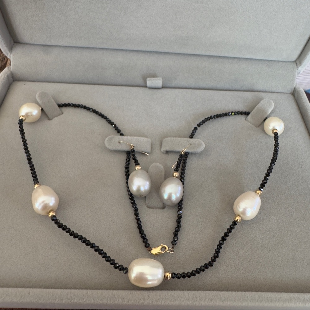 14K Yellow Gold & Fresh Water Pearl Station Necklace and Earrings set